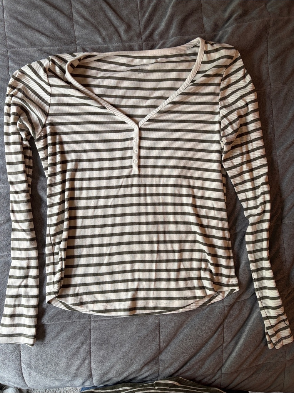 American Eagle Outfitters Cream & olive green Striped Henley Long-Sleeve Top